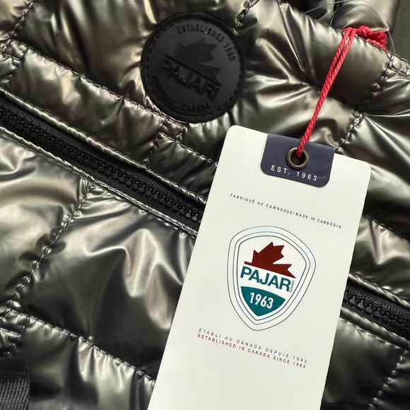 PAJAR Canada Silver Quilted unisex Women’s puffer Tote Bag Crossbody purse - Picture 2 of 8